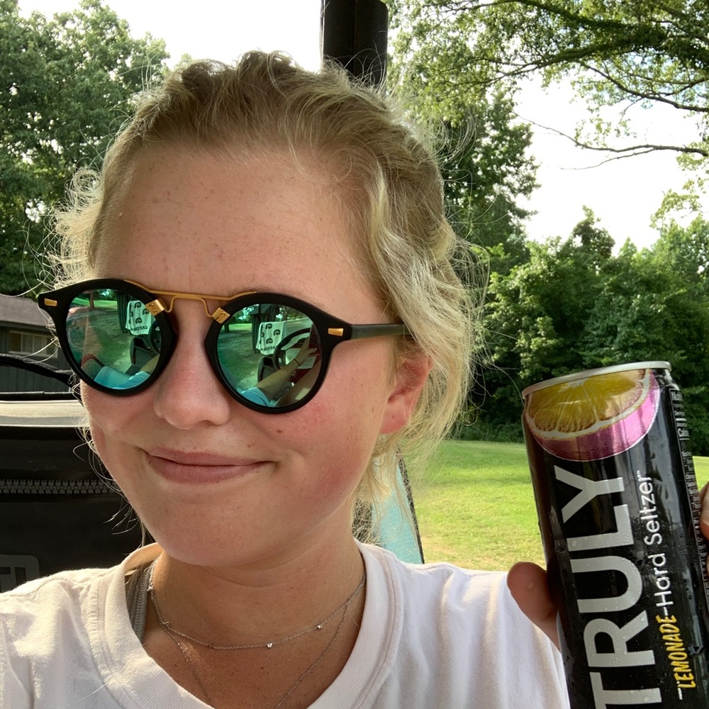 Meet your Posher, Anna